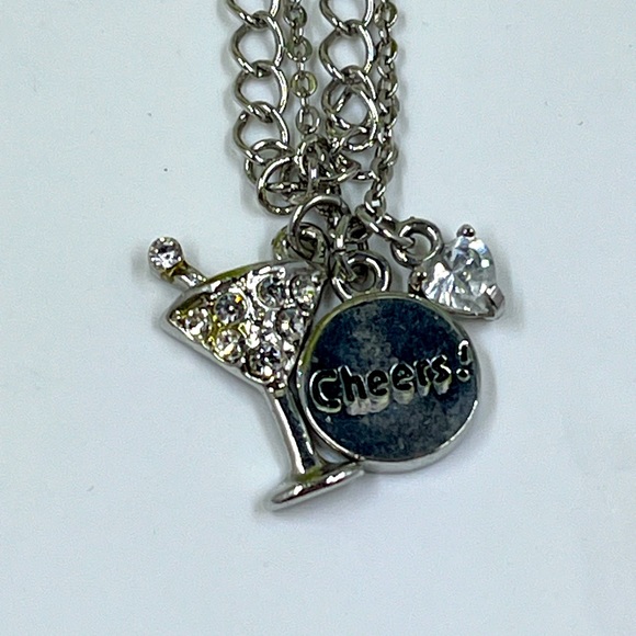 Cookie Lee Signed Vintage Silver Plated Martini Glass Necklace - Picture 3 of 5
